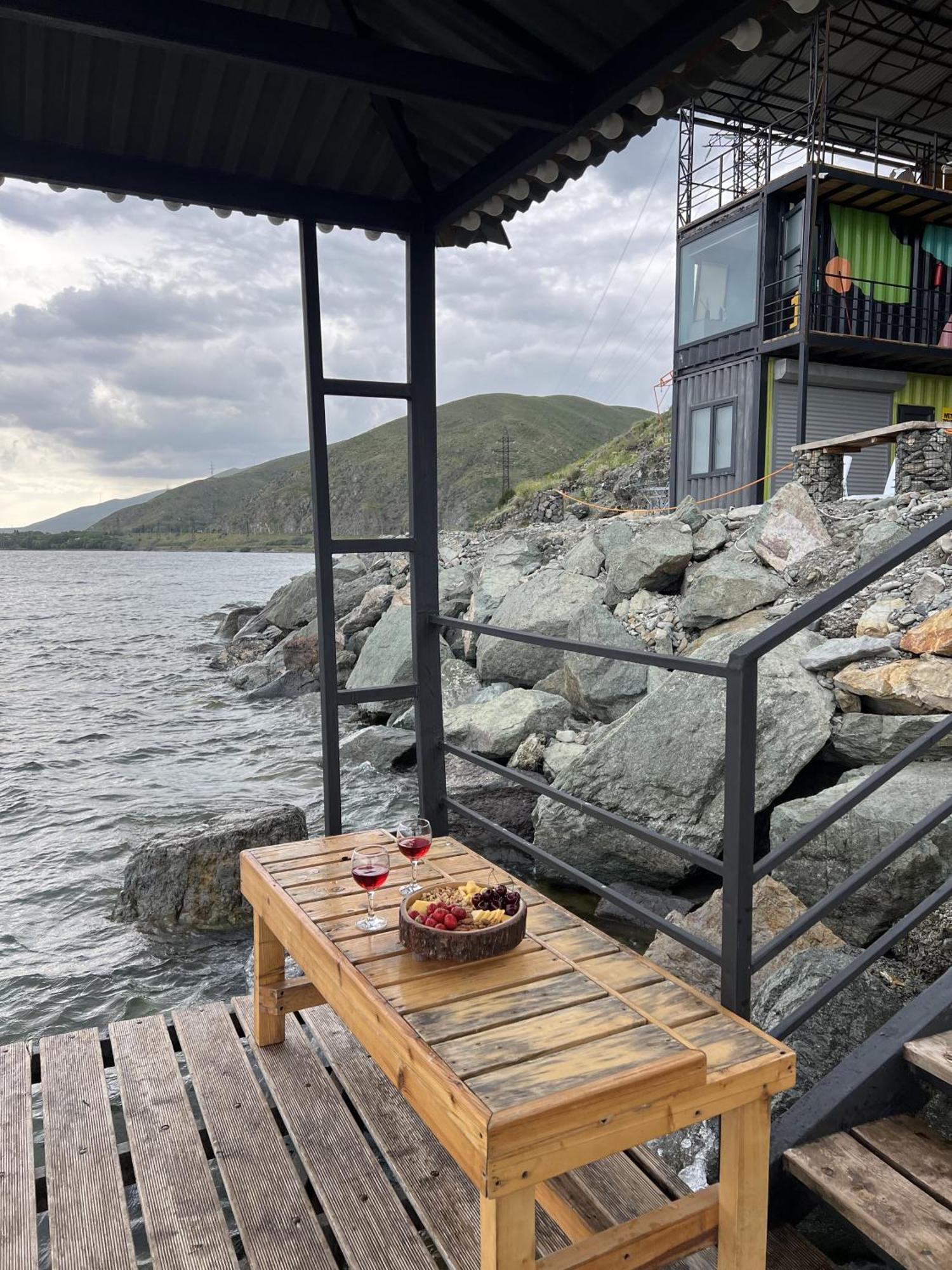Altitude 1900 Dive Resort - Sevan Lake Chambarak Екстериор снимка